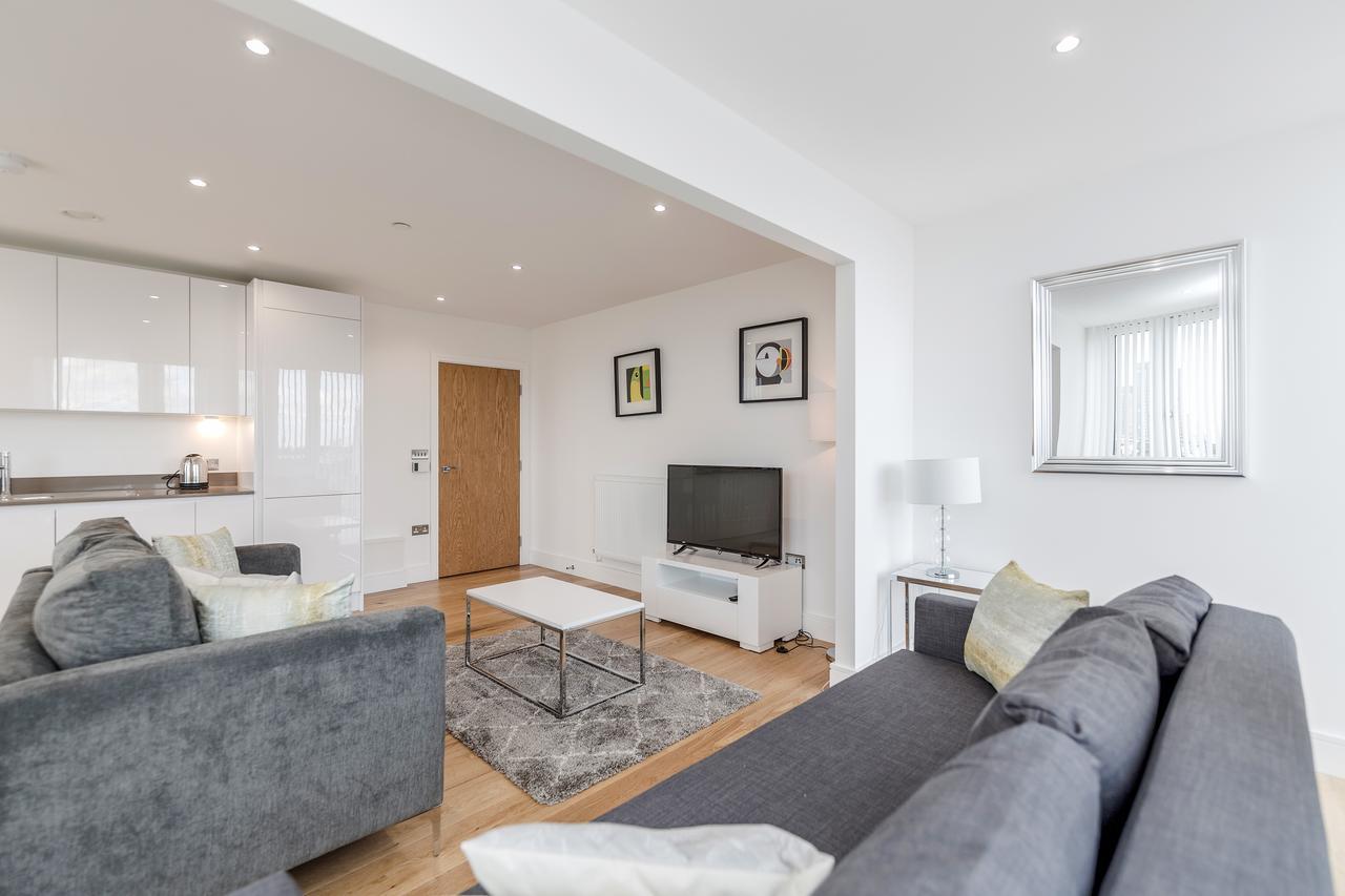 לונדון Luxury Stratford Apartment מראה חיצוני תמונה